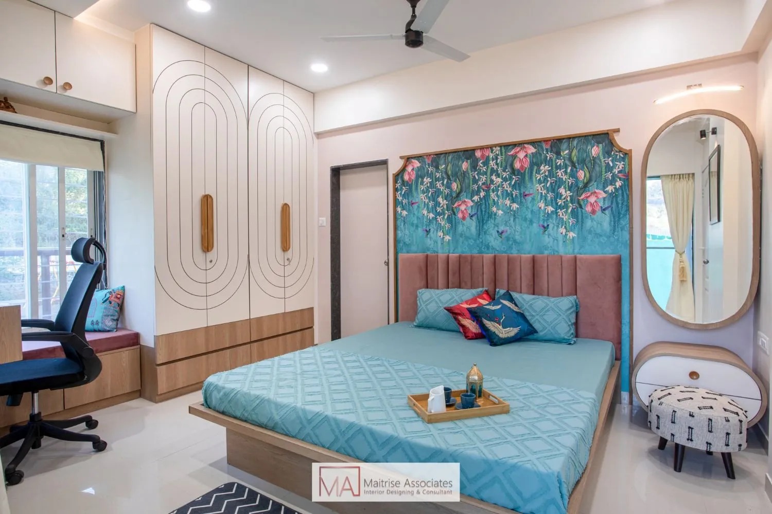 Urban Comfort — Residential Flat interior by Maitrise Associates — image 2