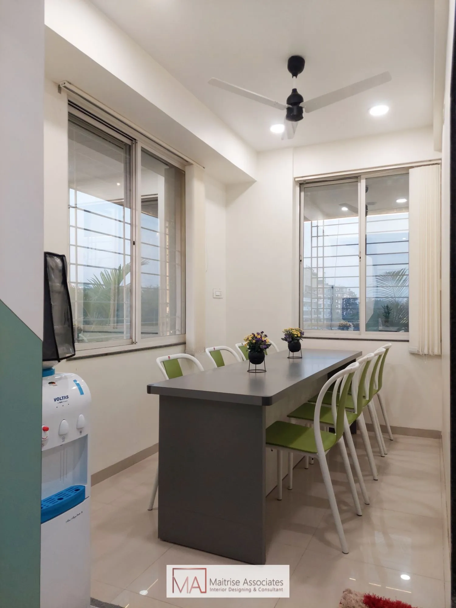 Contemporary Workspace — Commercial Space interior by Maitrise Associates — image 6